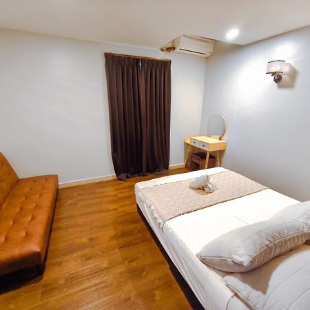 D'Ocean Homestay In Tiara Desaru Residence Екстер'єр фото